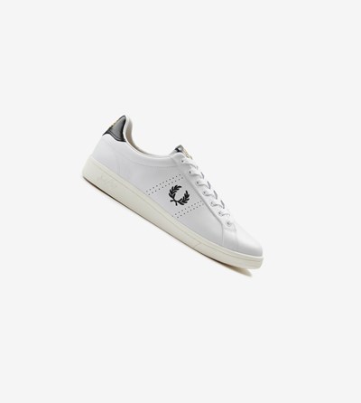 White Fred Perry B721 Men's Sneakers | EGFUR-2179