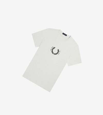 White Fred Perry Circle Branding Men's T Shirts | FPGLY-8491