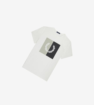 White Fred Perry Laurel Wreath Graphic Men's T Shirts | FEMJG-3758