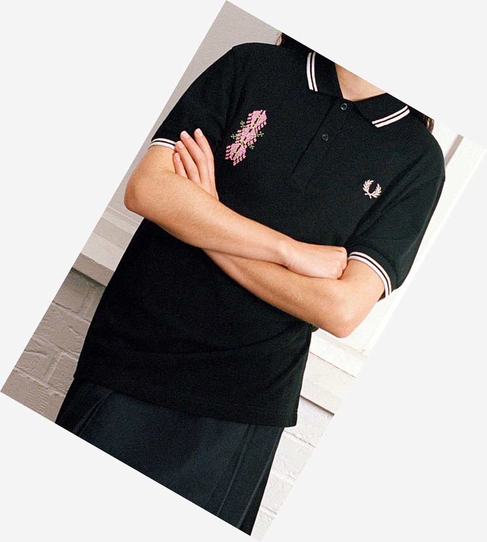 Black Fred Perry Adish Embroidered Twin Tipped Shirt Men's Polo Shirts | AQWIE-8145