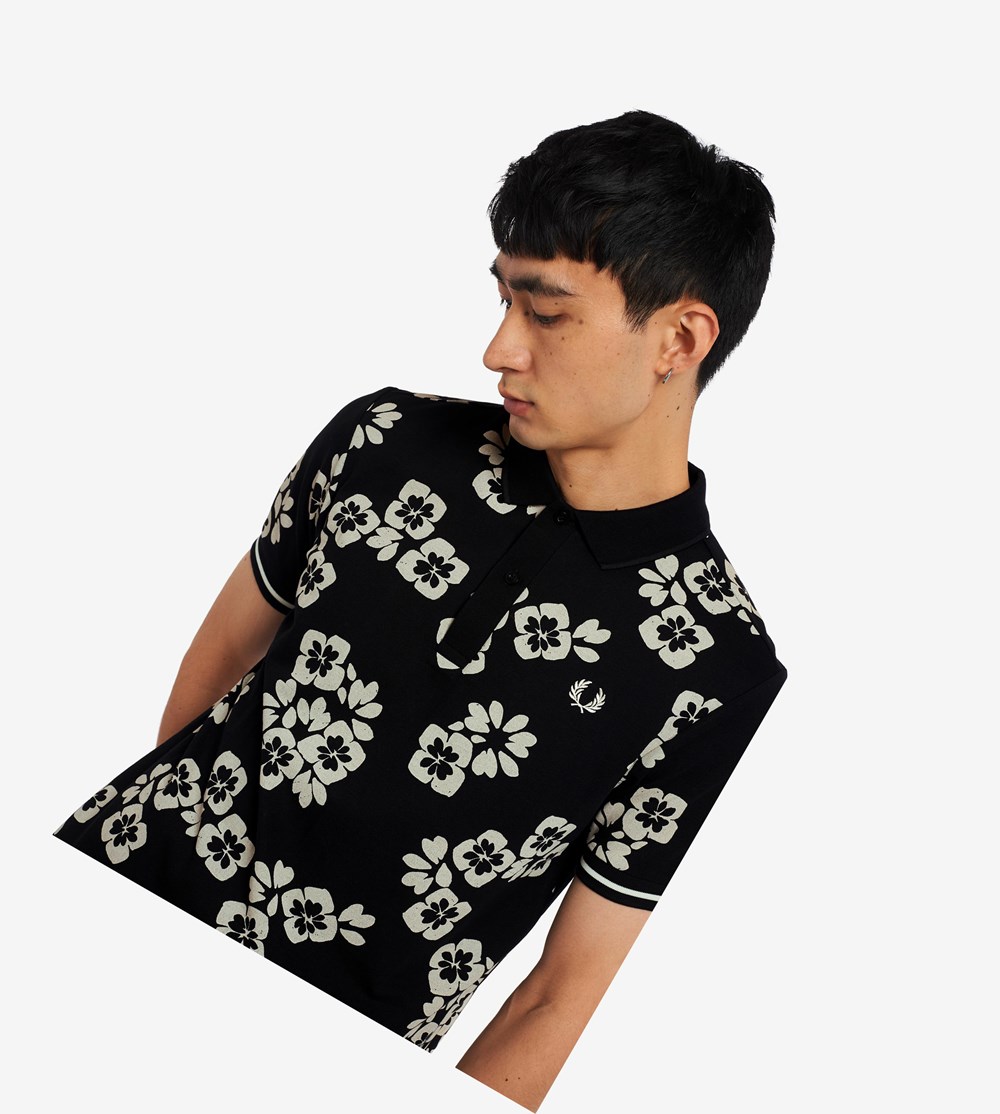 Black Fred Perry Floral Print Men's Polo Shirts | BACZI-0372