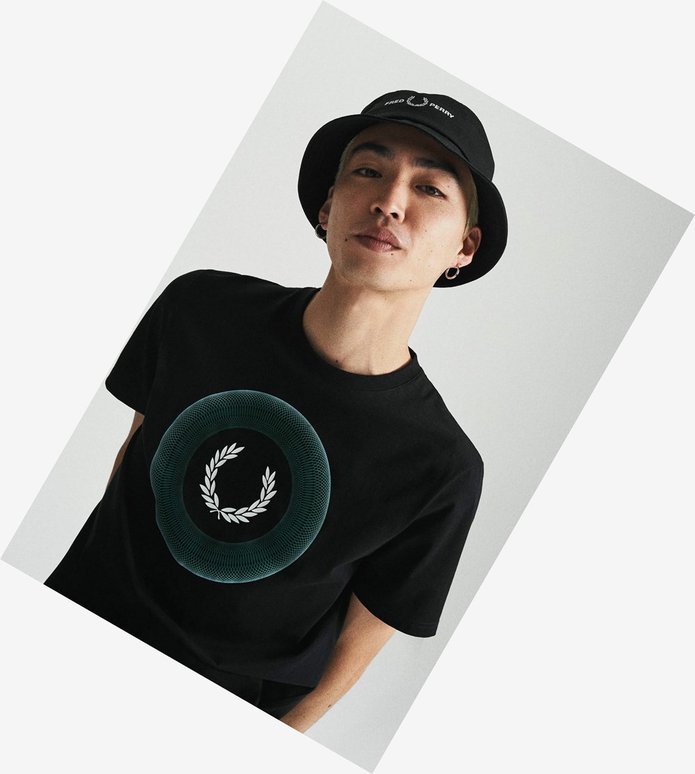 Black Fred Perry Gradient Graphic Men's T Shirts | RIEHQ-6792