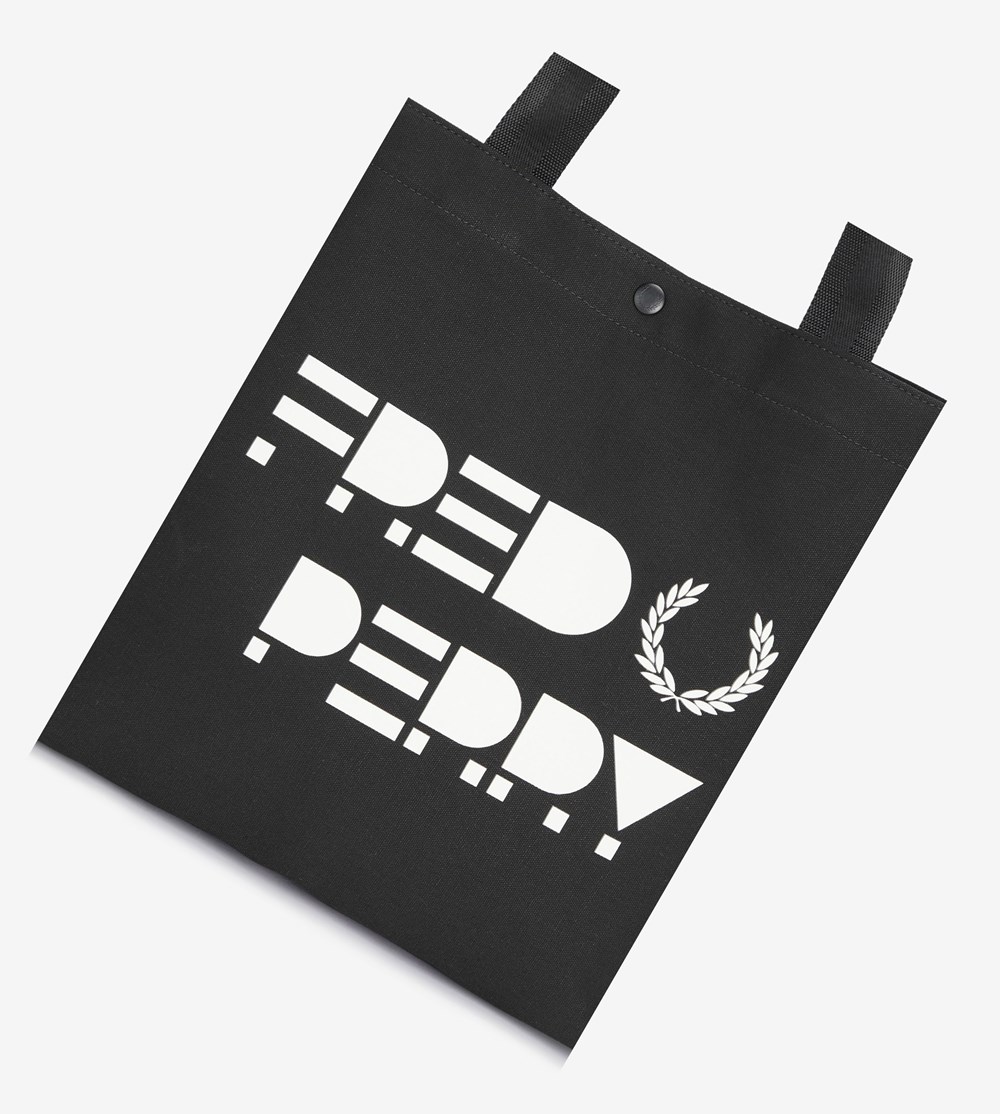 Black Fred Perry Graphic Tote Bag Men's Bags | KESQX-2146