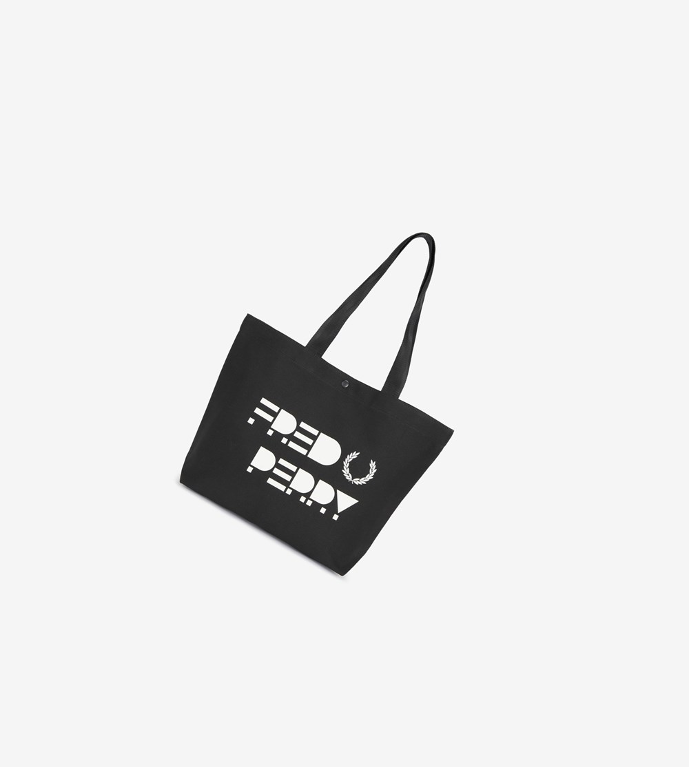 Black Fred Perry Graphic Tote Bag Men\'s Bags | KESQX-2146