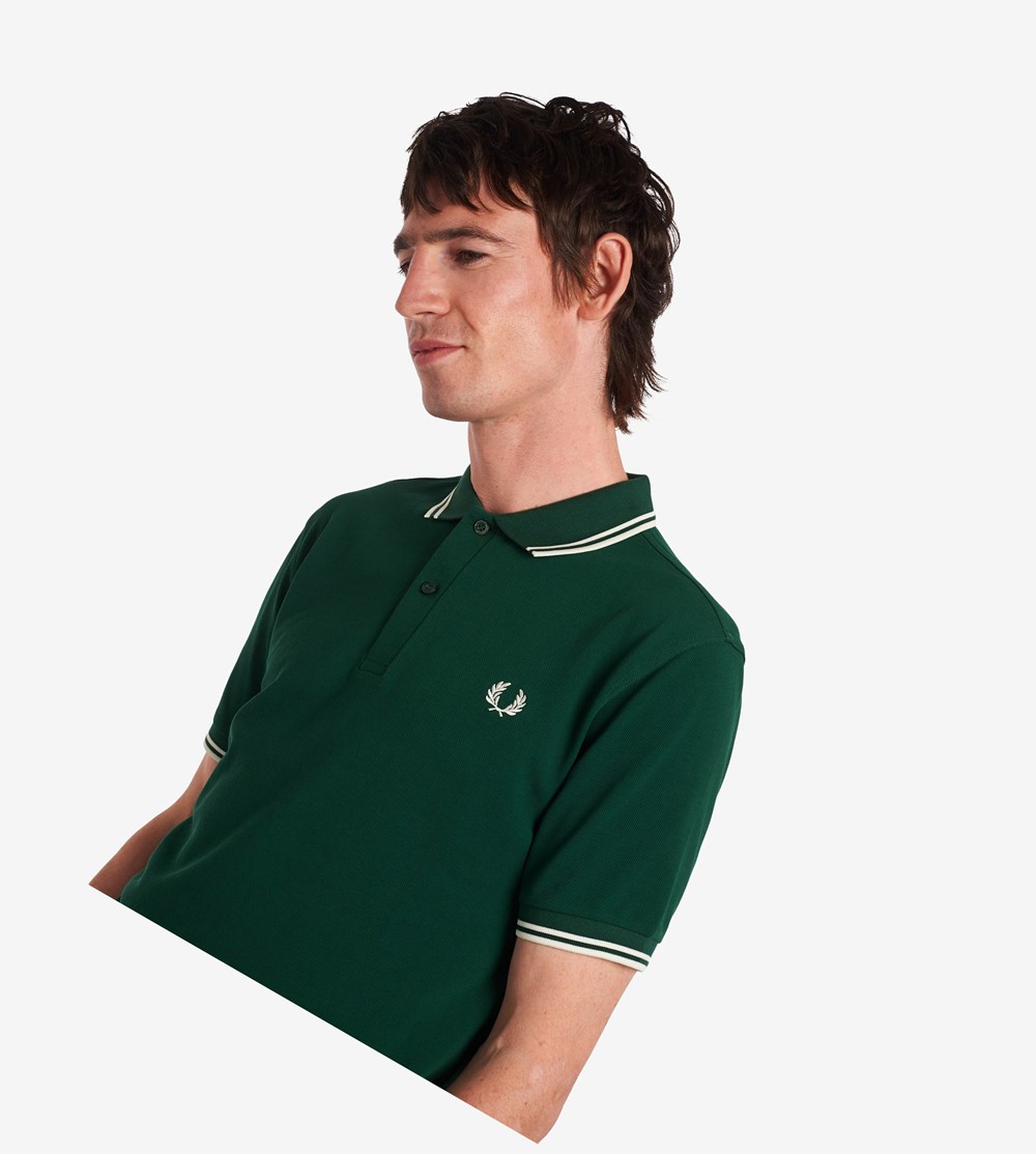 Dark Green / White Fred Perry M3600 Men's Polo Shirts | NOPAB-9638