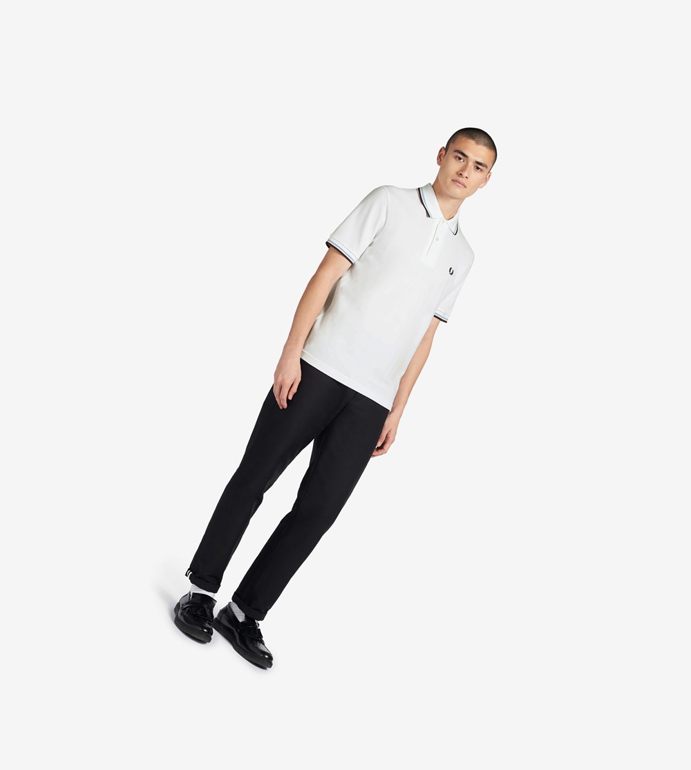 White / Burgundy Fred Perry M12 Men's Polo Shirts | GDJUF-8431