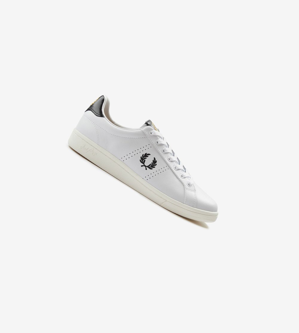 White Fred Perry B721 Men\'s Sneakers | EGFUR-2179