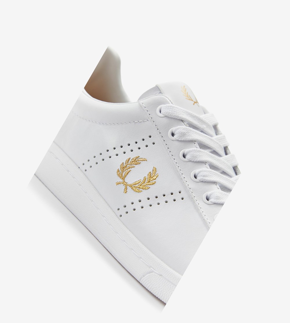 White Fred Perry B721 Men's Sneakers | ENBWR-7095