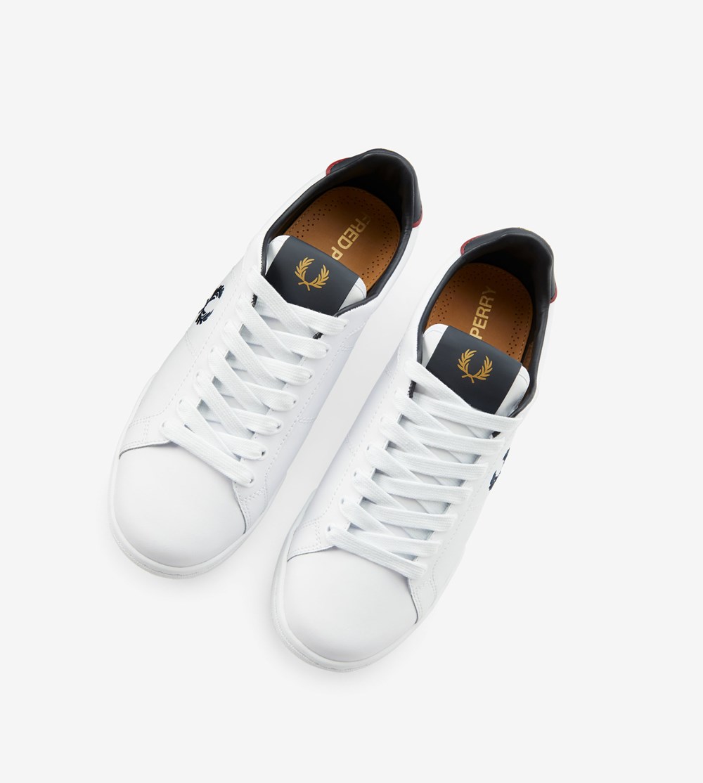 White Fred Perry B722 Men's Sneakers | ELVBD-8196