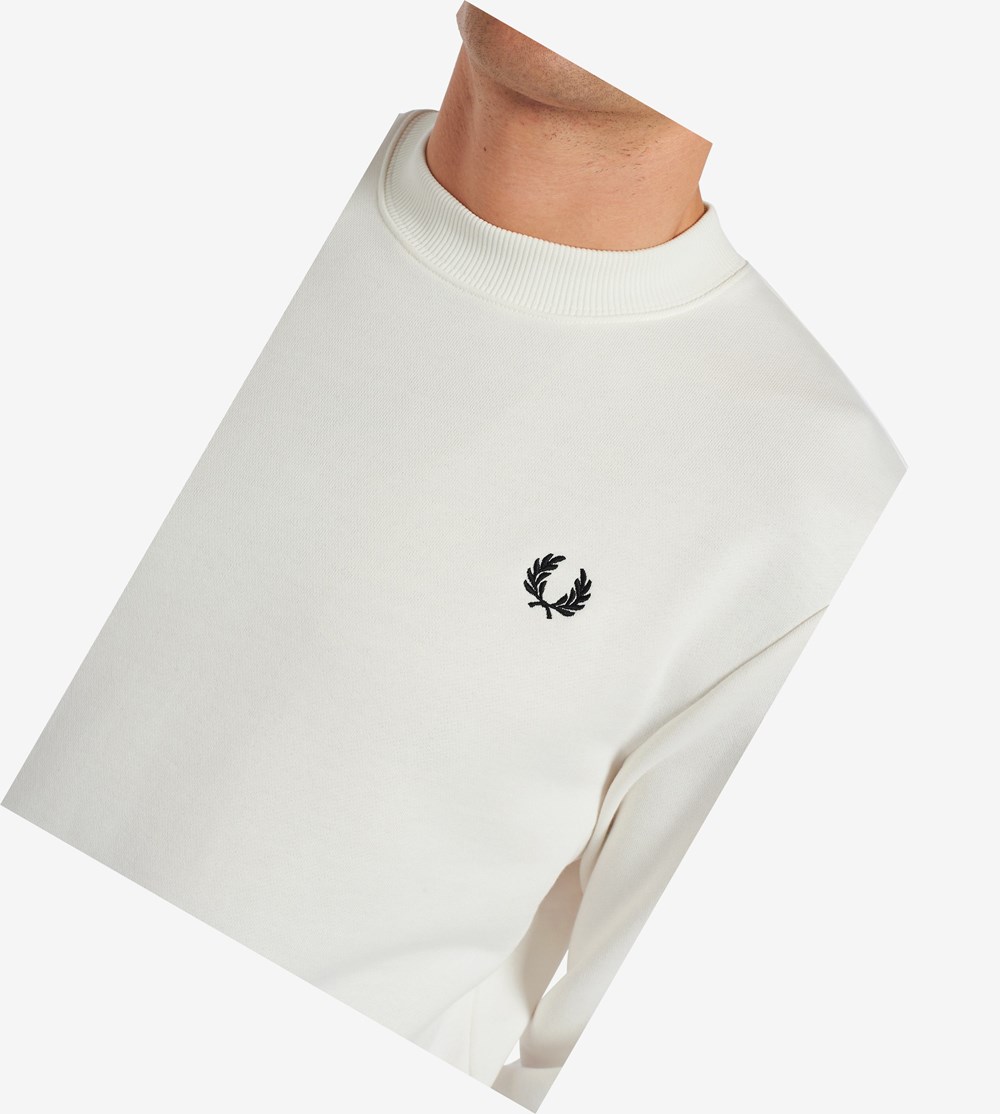 White Fred Perry Crew Neck Men's Sweatshirt | MOIHW-2596