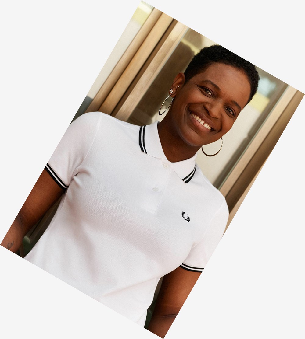 White Fred Perry G3600 Women's Polo Shirts | ZNUTW-3528