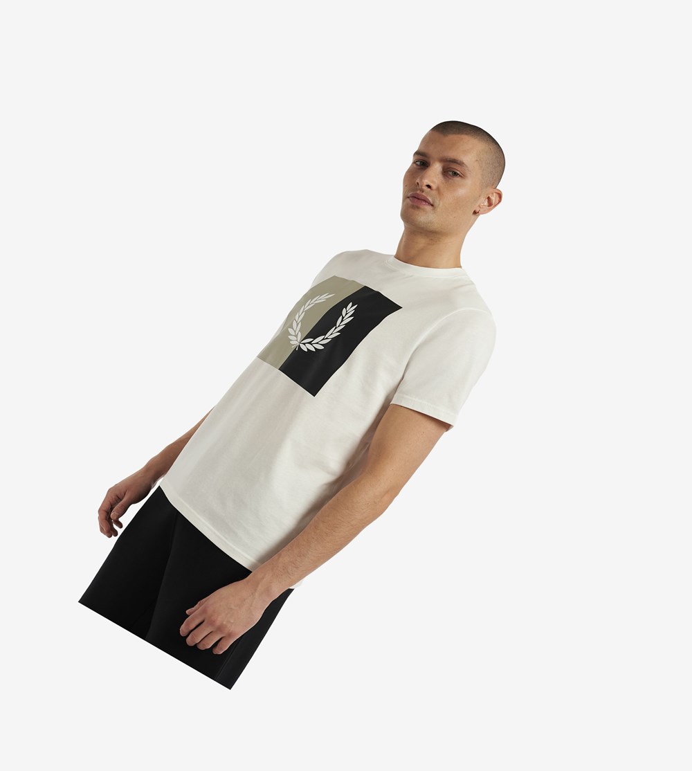 White Fred Perry Laurel Wreath Graphic Men's T Shirts | FEMJG-3758