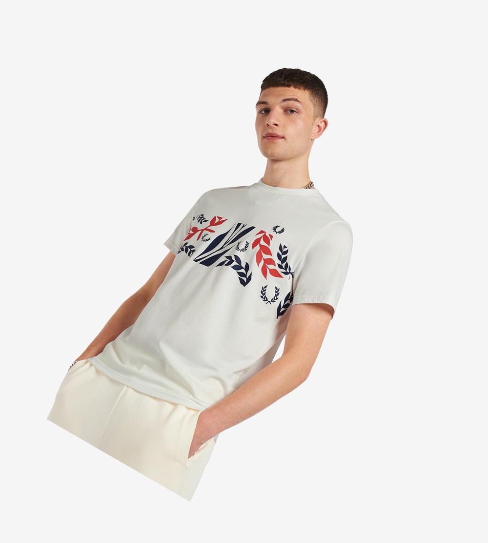 White Fred Perry Reissues Archive Vine Graphic Men\'s T Shirts | GXZBO-0139